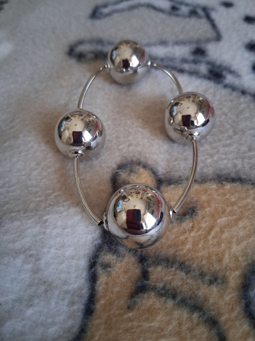 WOMANS BRACLET